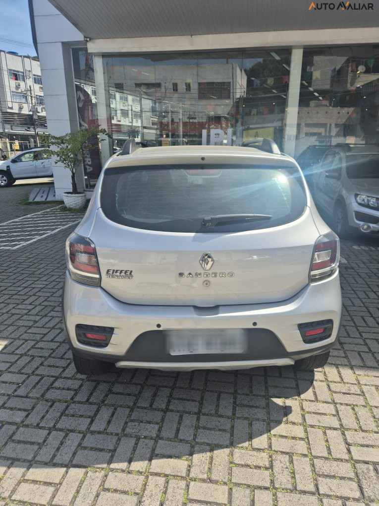 RENAULT SANDERO 1.6 16V SCE FLEX STEPWAY 4P EASY-R