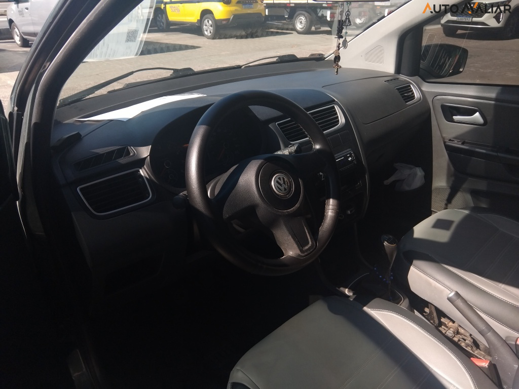 VOLKSWAGEN FOX 1.0 MI 8V FLEX 4P MANUAL