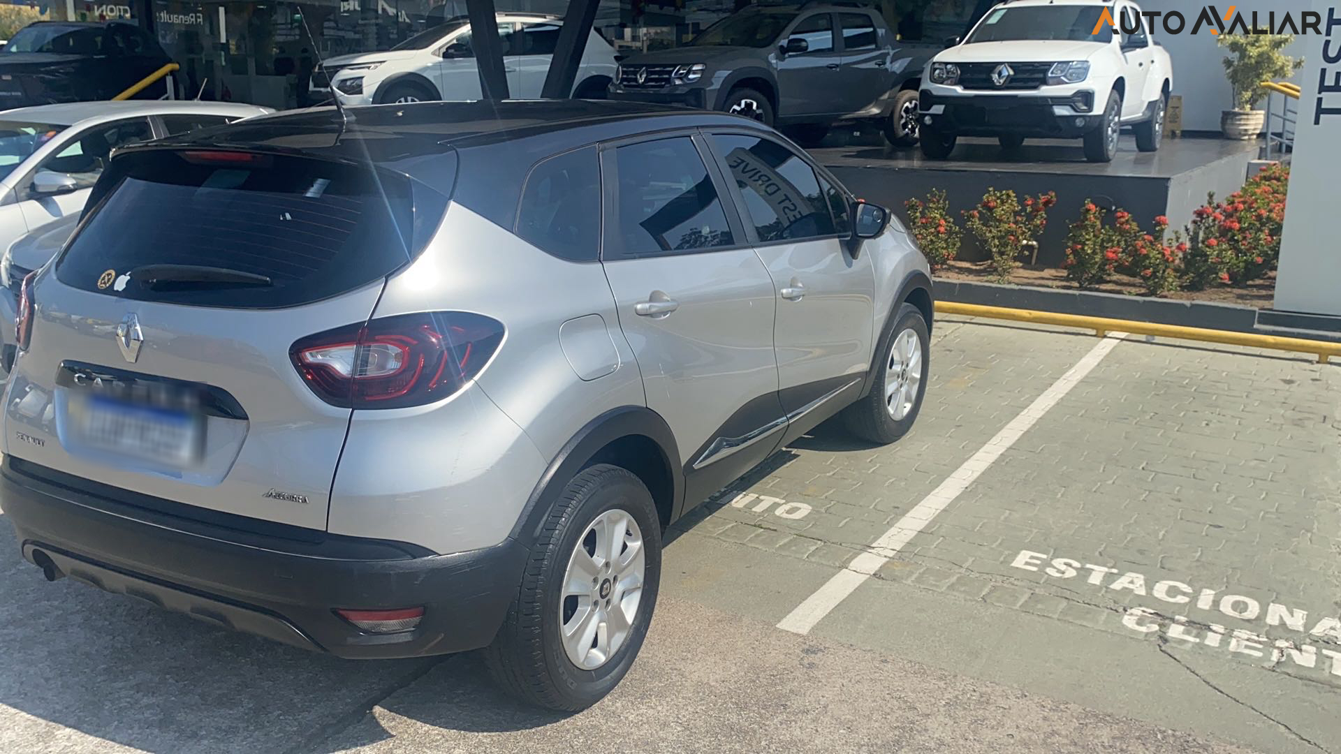 RENAULT CAPTUR 1.6 16V SCE FLEX LIFE X-TRONIC