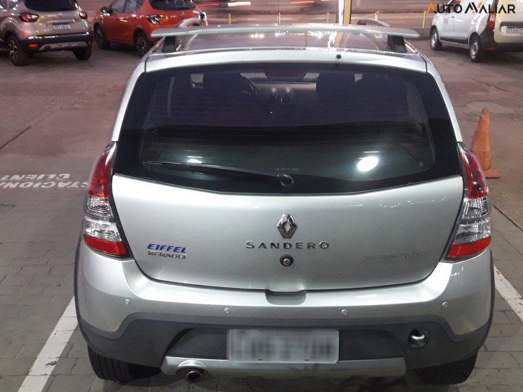 RENAULT SANDERO 1.6 STEPWAY 8V FLEX 4P MANUAL