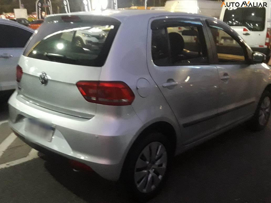 VOLKSWAGEN FOX 1.0 MPI TRENDLINE 12V FLEX 4P MANUAL