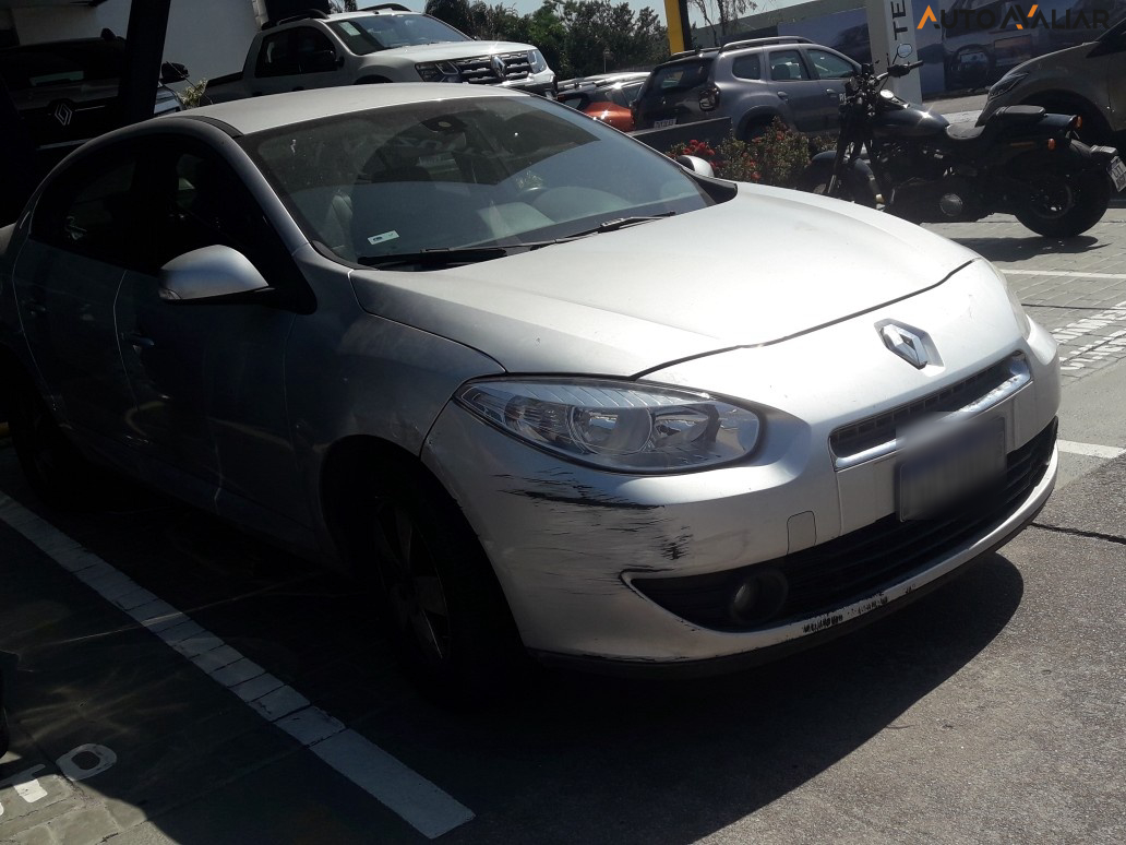 RENAULT FLUENCE 2.0 DYNAMIQUE 16V FLEX 4P AUTOMATICO