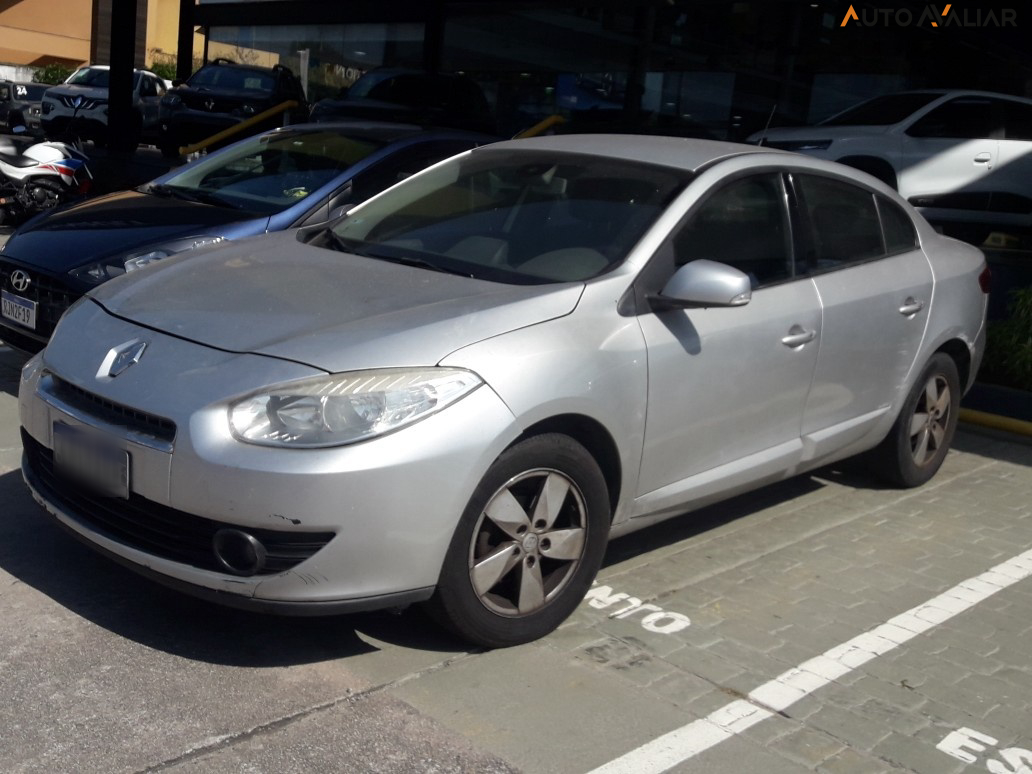 RENAULT FLUENCE 2.0 DYNAMIQUE 16V FLEX 4P AUTOMATICO
