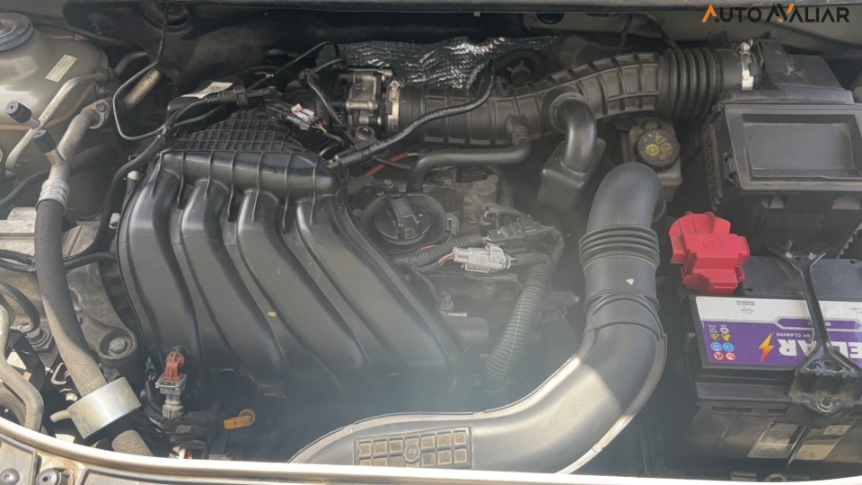 RENAULT SANDERO 1.6 16V SCE FLEX STEPWAY ZEN MANUAL