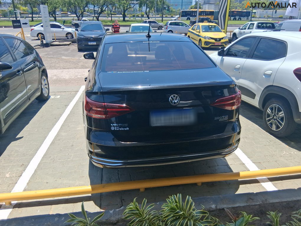 VOLKSWAGEN VIRTUS 1.0 200 TSI HIGHLINE AUTOMATICO