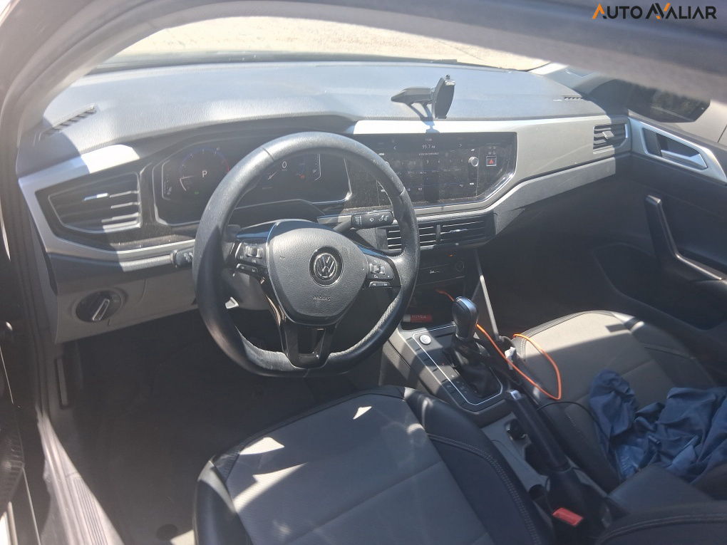 VOLKSWAGEN VIRTUS 1.0 200 TSI HIGHLINE AUTOMATICO