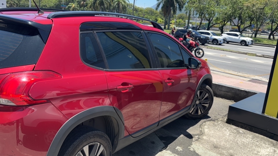 PEUGEOT 2008 1.6 16V FLEX ALLURE 4P AUTOMATICO