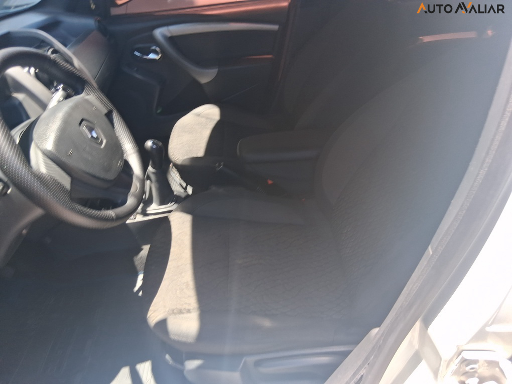 RENAULT DUSTER 1.6 16V SCE FLEX EXPRESSION MANUAL