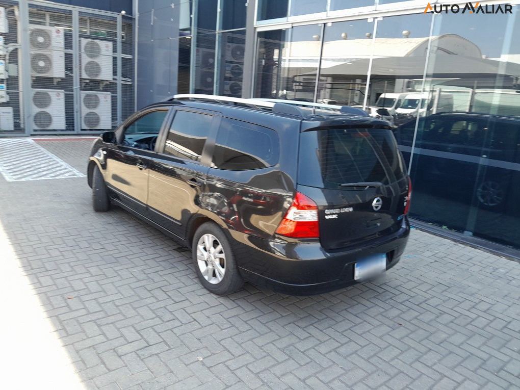 NISSAN GRAND LIVINA 1.8 SL 16V FLEX 4P AUTOMATICO