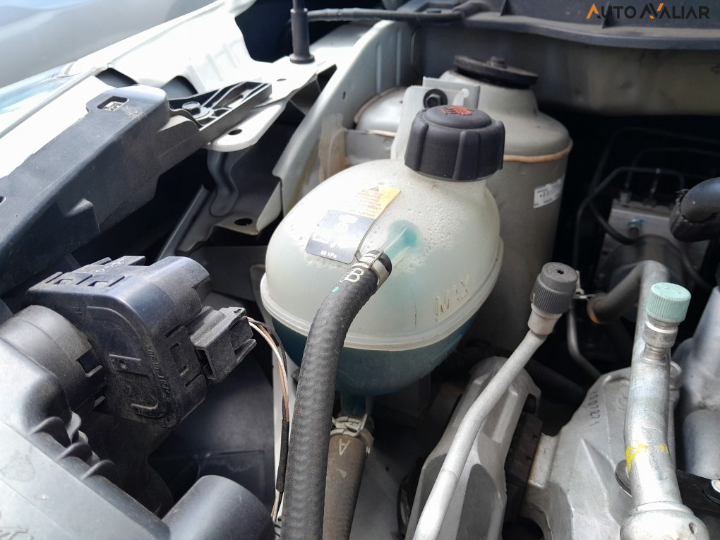 NISSAN KICKS 1.6 16V FLEXSTART ADVANCE XTRONIC