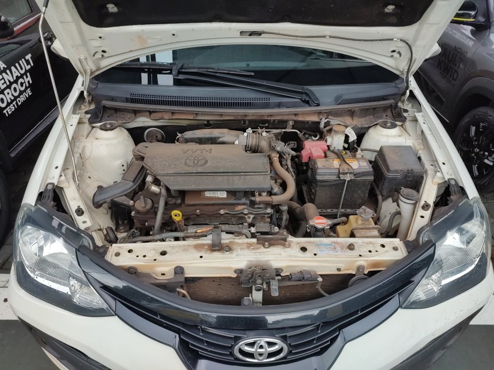 TOYOTA ETIOS 1.5 XLS SEDAN 16V FLEX 4P AUTOMATICO