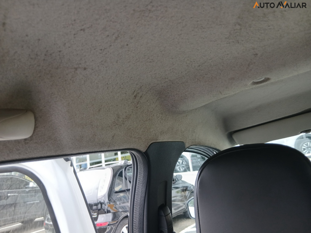 RENAULT KWID 1.0 12V SCE FLEX OUTSIDER MANUAL