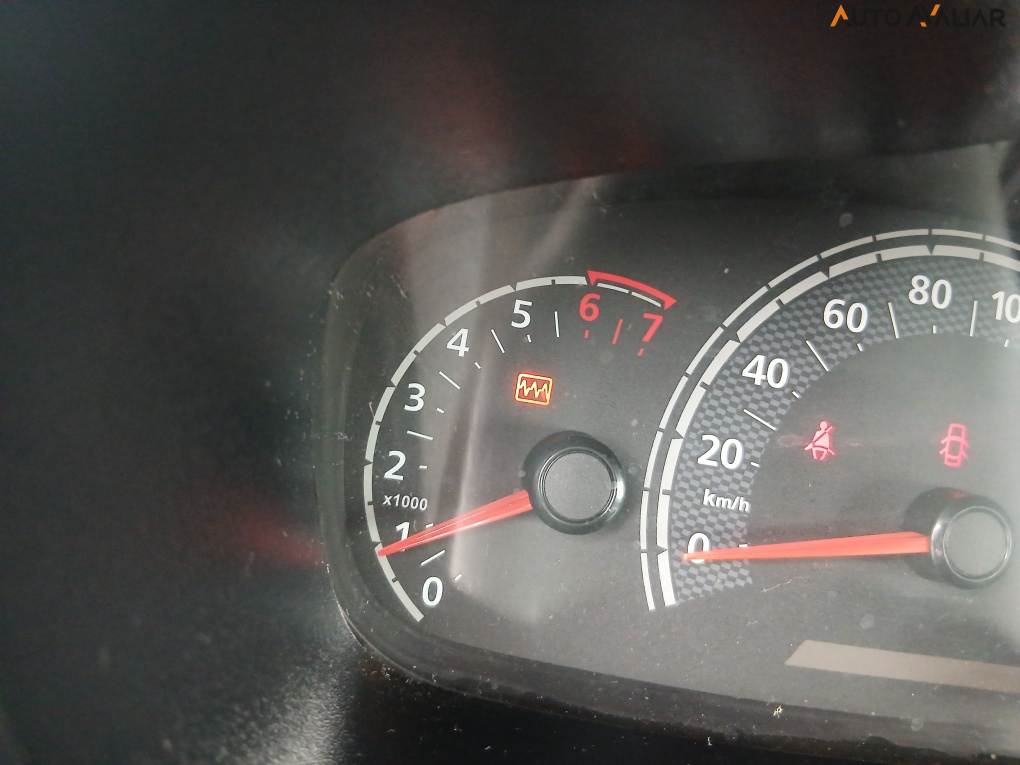 RENAULT KWID 1.0 12V SCE FLEX OUTSIDER MANUAL