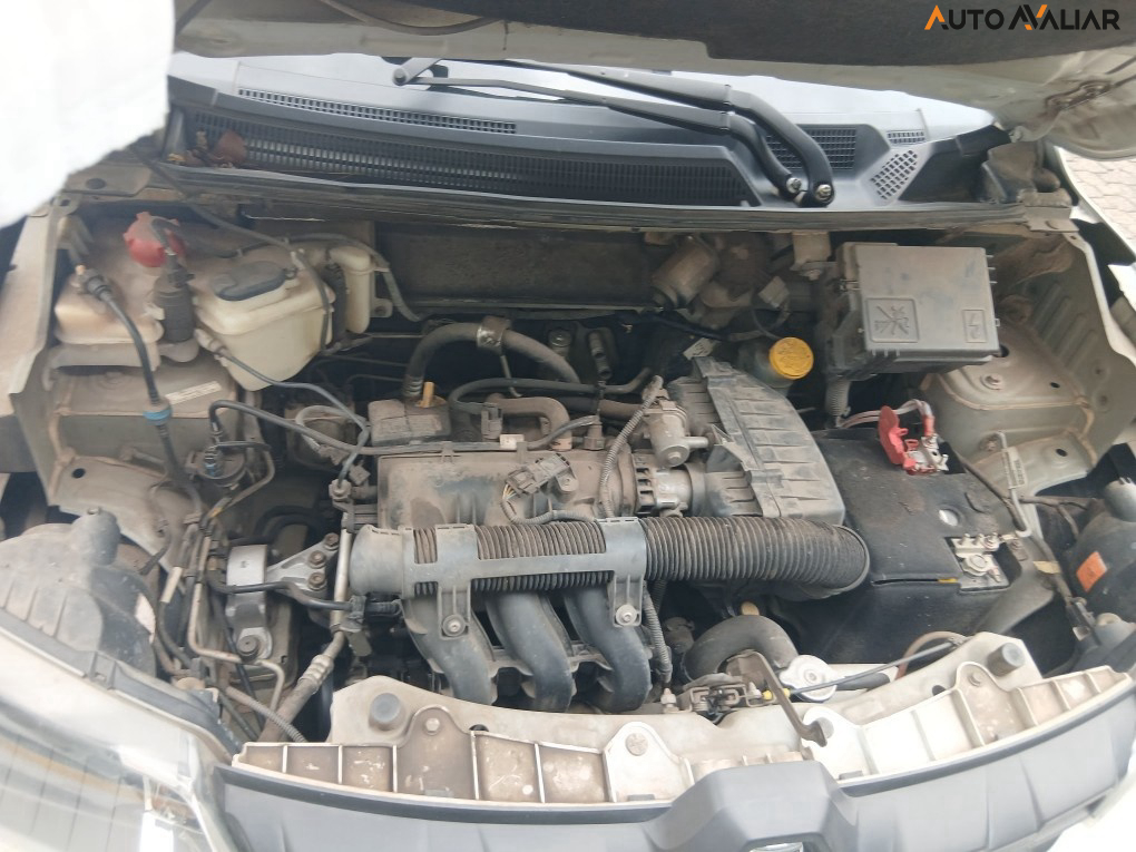 RENAULT KWID 1.0 12V SCE FLEX OUTSIDER MANUAL