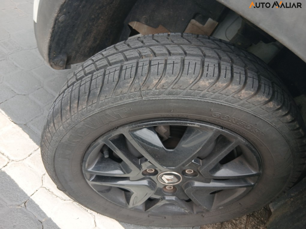 RENAULT KWID 1.0 12V SCE FLEX OUTSIDER MANUAL