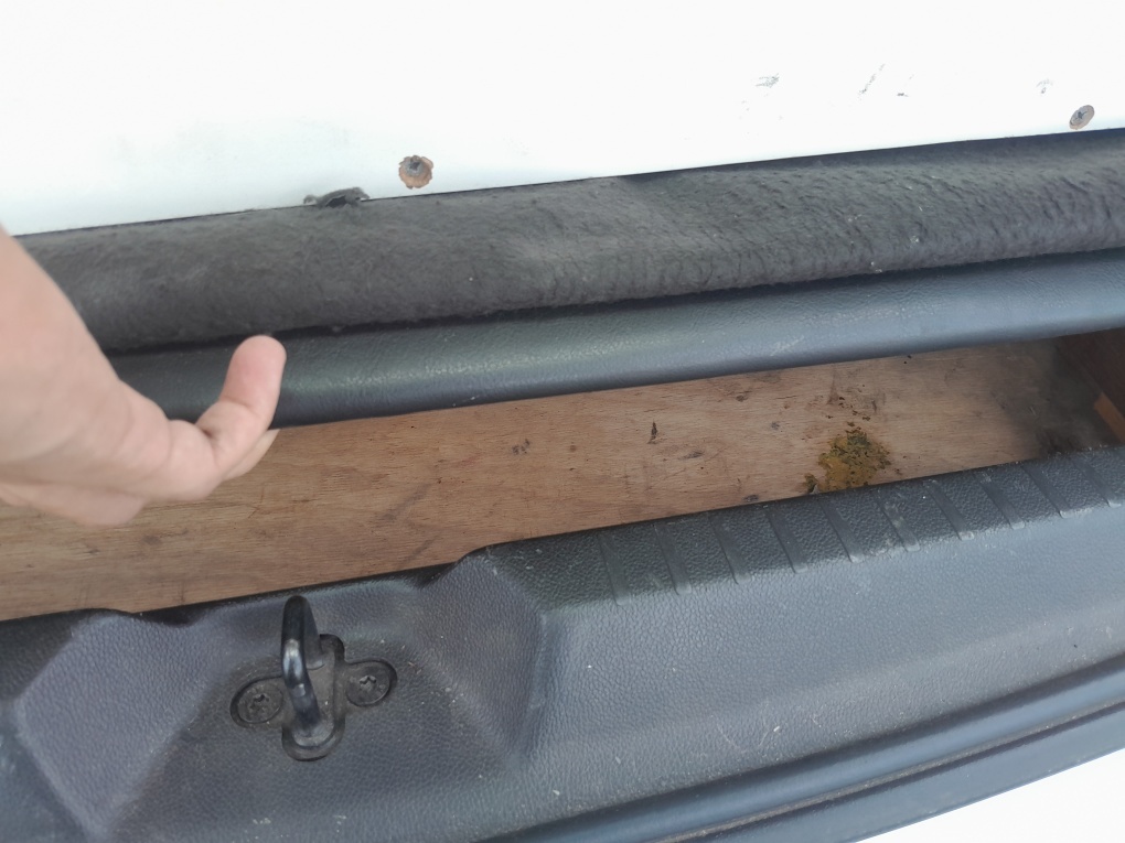 CHEVROLET SPIN 1.8 LT 8V FLEX 4P MANUAL