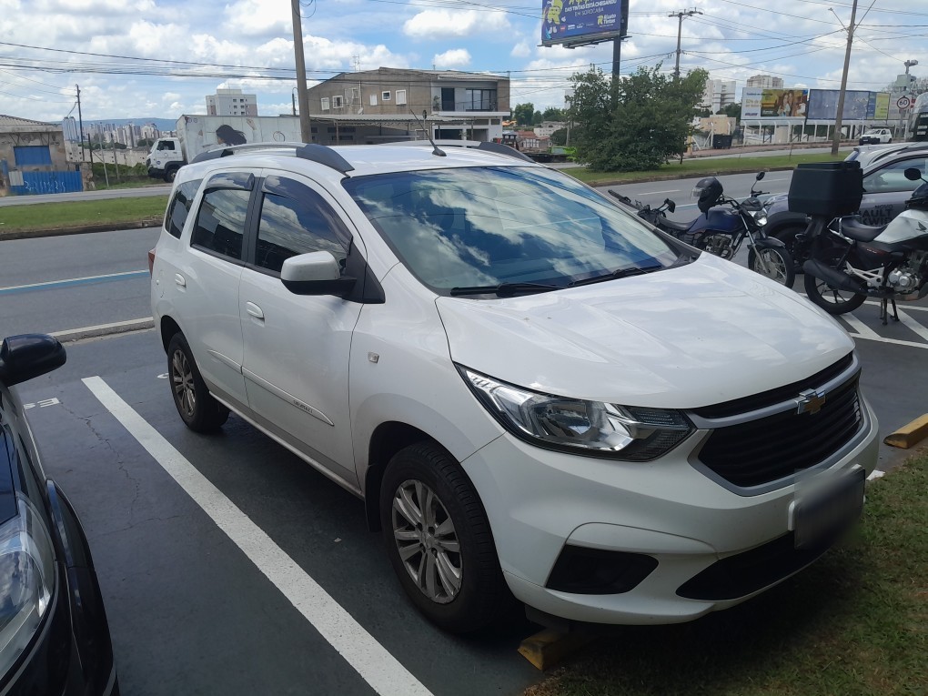 CHEVROLET SPIN 1.8 LT 8V FLEX 4P MANUAL