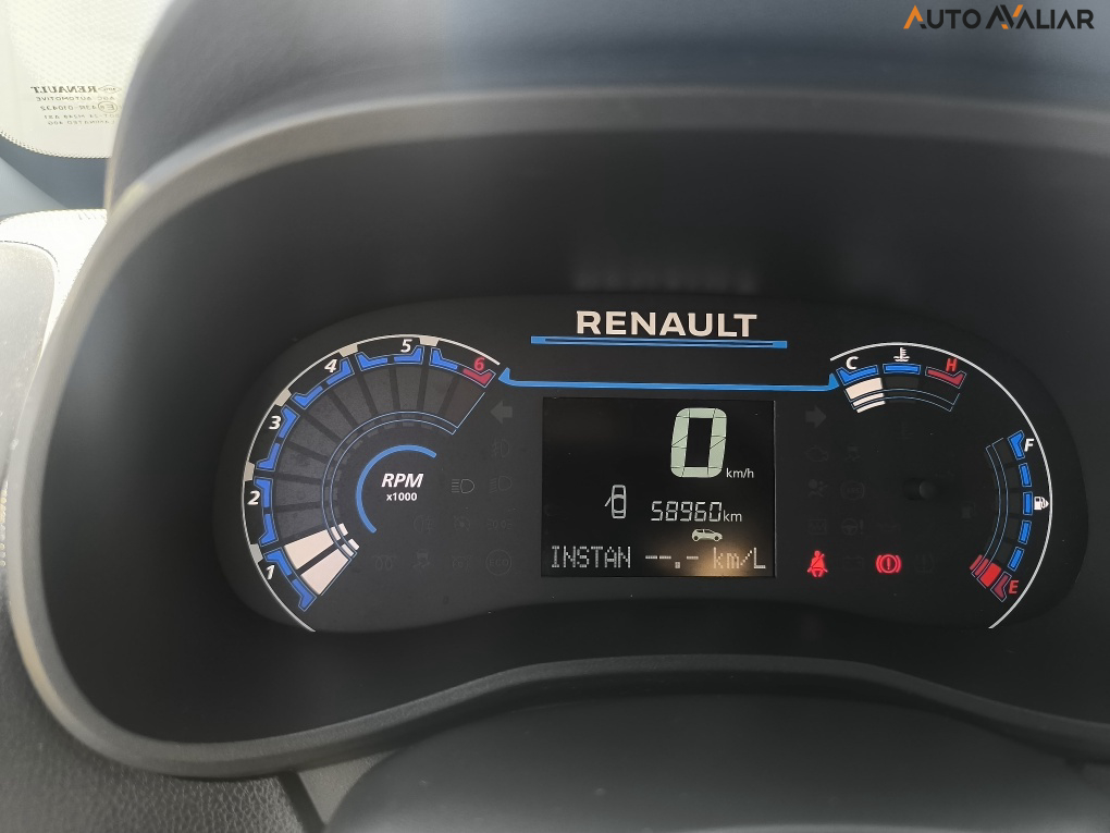 RENAULT KWID 1.0 12V SCE FLEX OUTSIDER MANUAL