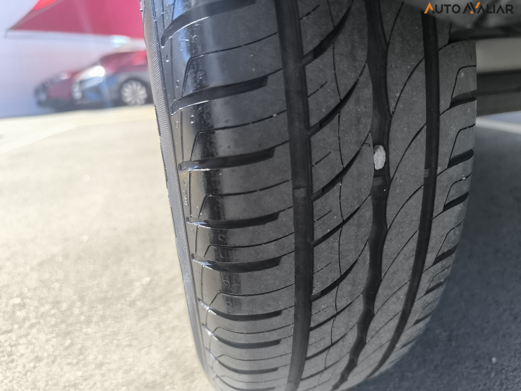 RENAULT KWID 1.0 12V SCE FLEX OUTSIDER MANUAL