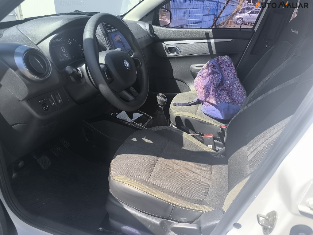 RENAULT KWID 1.0 12V SCE FLEX OUTSIDER MANUAL