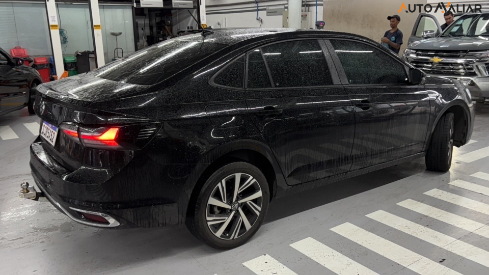 VOLKSWAGEN VIRTUS 1.0 200 TSI HIGHLINE AUTOMÁTICO