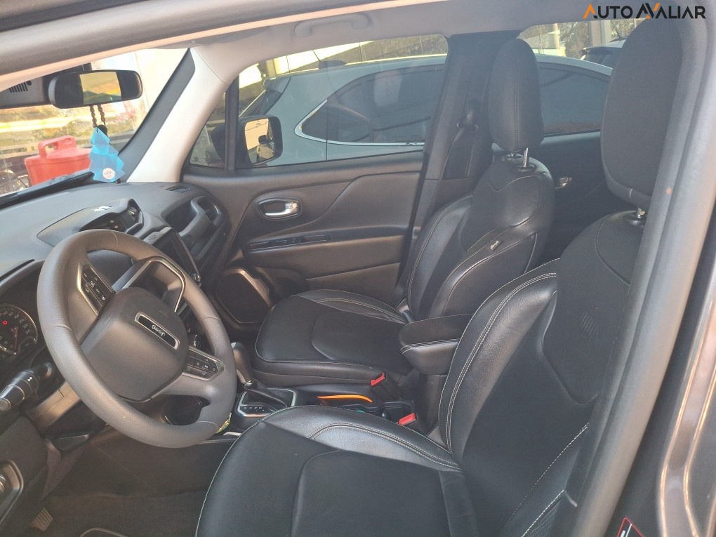 JEEP RENEGADE 1.3 T270 TURBO FLEX SPORT AT6