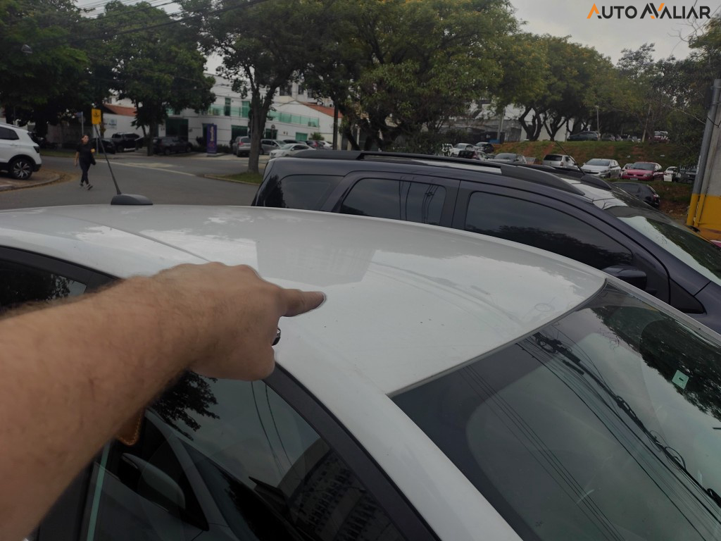 CHEVROLET ONIX 1.0 TURBO FLEX PREMIER AUTOMATICO