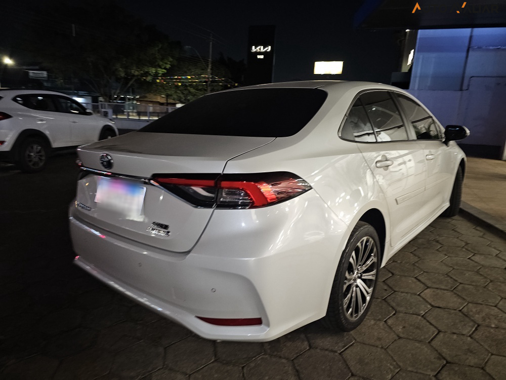 TOYOTA COROLLA Altis Prem. Hybrid 1.8 Flex Aut