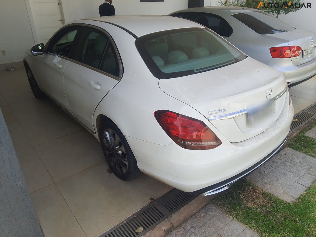 MERCEDES-BENZ C 180 1.6 CGI FLEX EXCLUSIVE 9G-TRONIC
