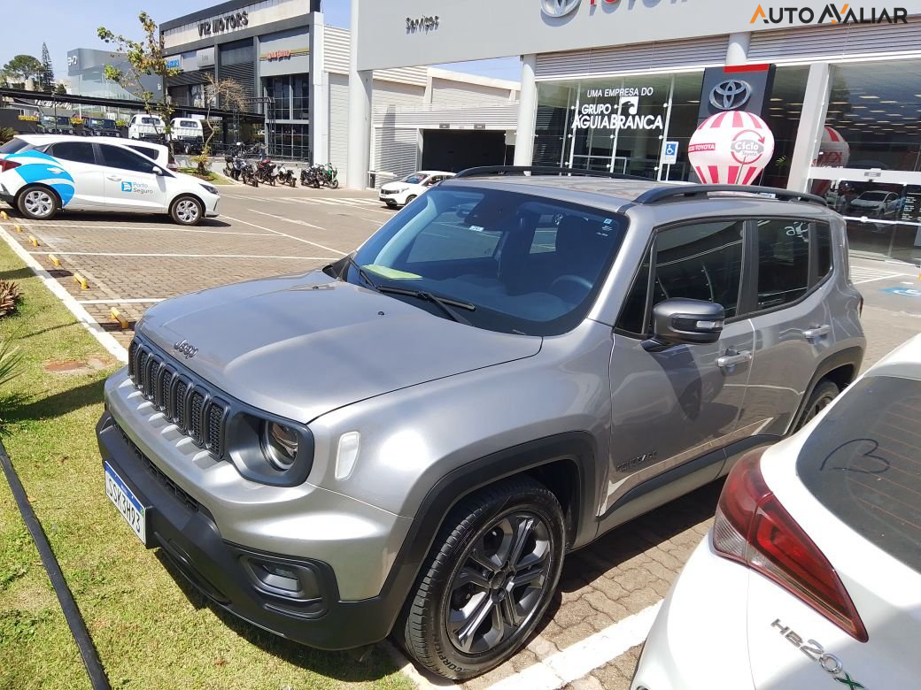 JEEP RENEGADE 1.3 T270 TURBO FLEX LONGITUDE AT6