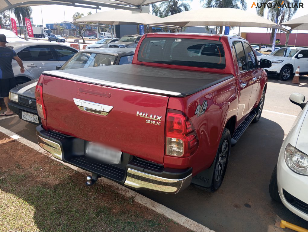 TOYOTA HILUX 2.8 SRX 4X4 CD 16V DIESEL 4P AUTOMATICO