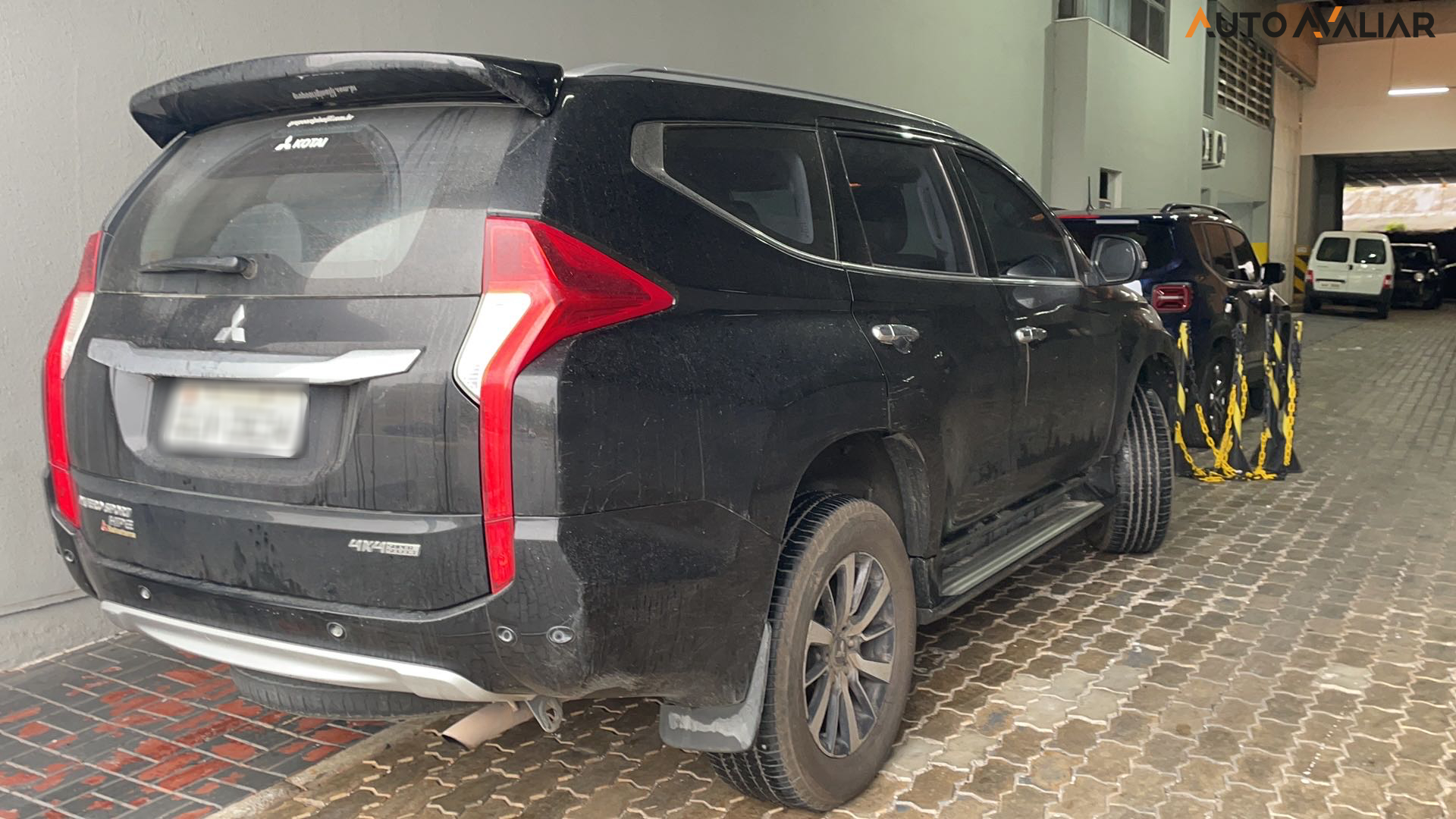 MITSUBISHI PAJERO 2.4 SPORT HPE 4X4 DIESEL AUTOMATIZADO