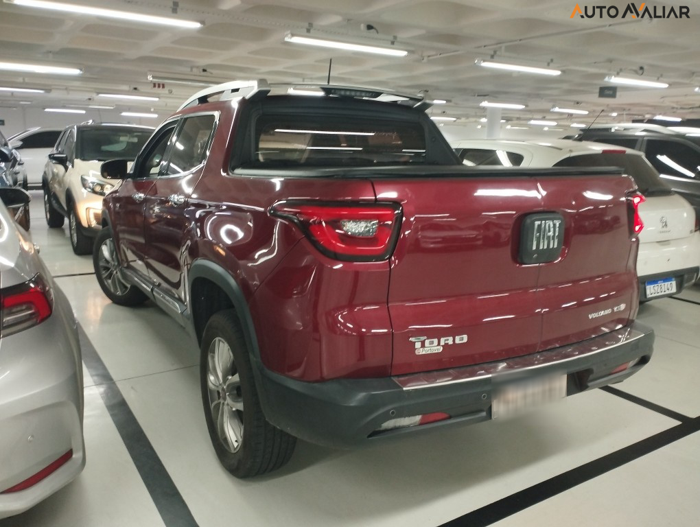 FIAT TORO 2.0 16V TURBO DIESEL VOLCANO 4WD AT9