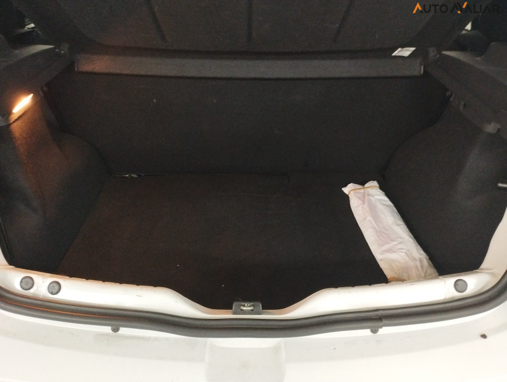 RENAULT SANDERO 1.6 EXPRESSION 8V FLEX 4P MANUAL