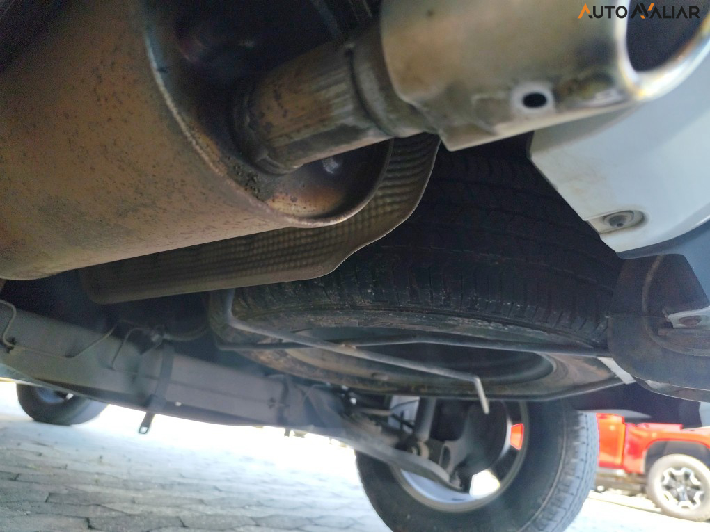 RENAULT DUSTER 2.0 DYNAMIQUE 4X2 16V FLEX 4P AUTOMATICO