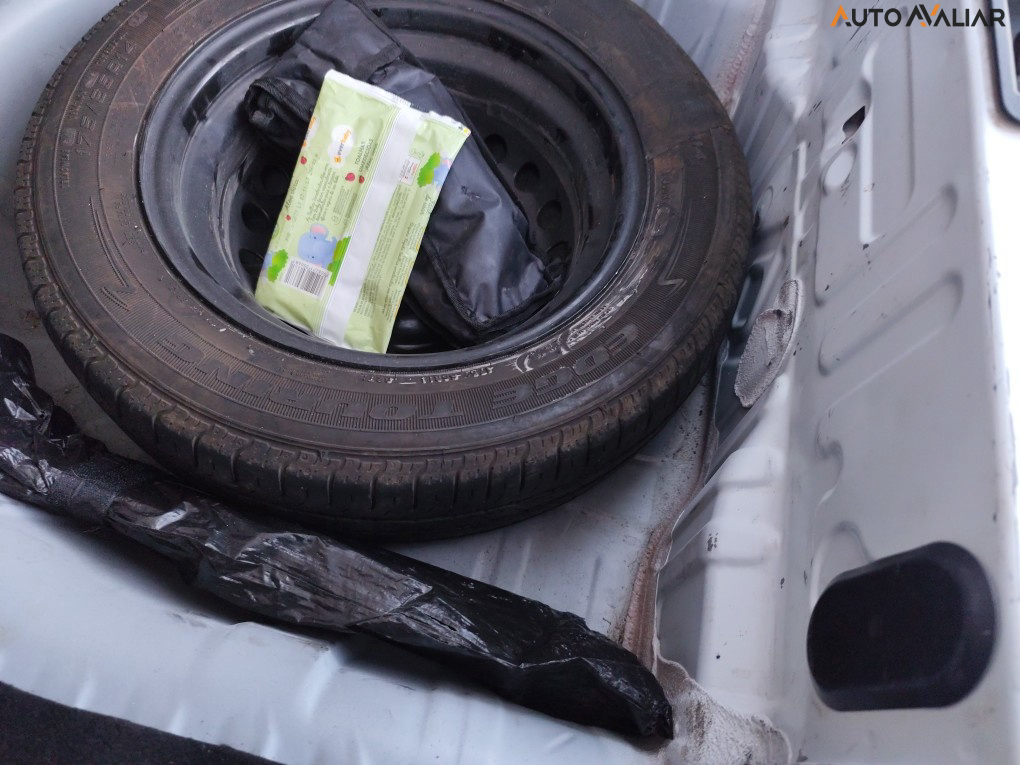 RENAULT KWID 1.0 12V SCE FLEX OUTSIDER MANUAL