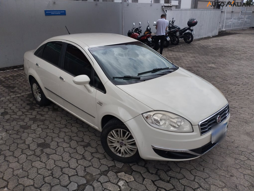 FIAT LINEA 1.8 ESSENCE 16V FLEX 4P AUTOMATIZADO