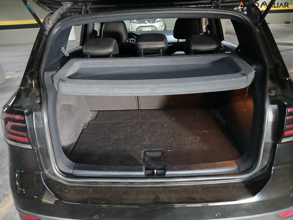 VOLKSWAGEN T-CROSS 1.0 200 TSI TOTAL FLEX COMFORTLINE AUTOMÁTICO
