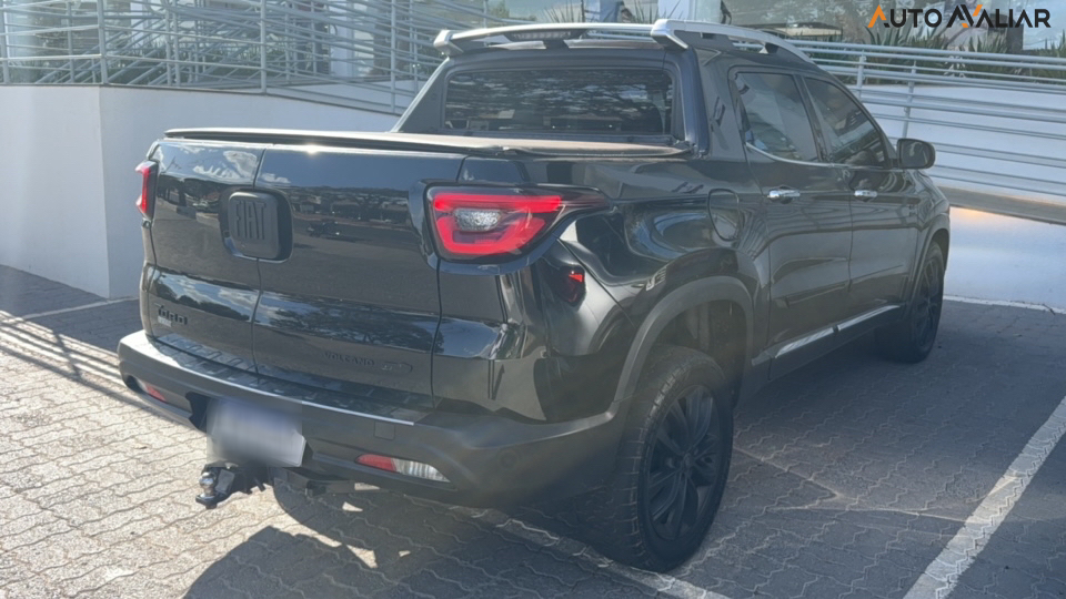 FIAT TORO 2.0 16V TURBO DIESEL VOLCANO 4WD AT9