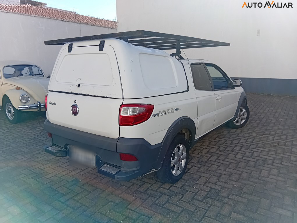 FIAT STRADA 1.4 MPI FREEDOM CD 8V FLEX 3P MANUAL