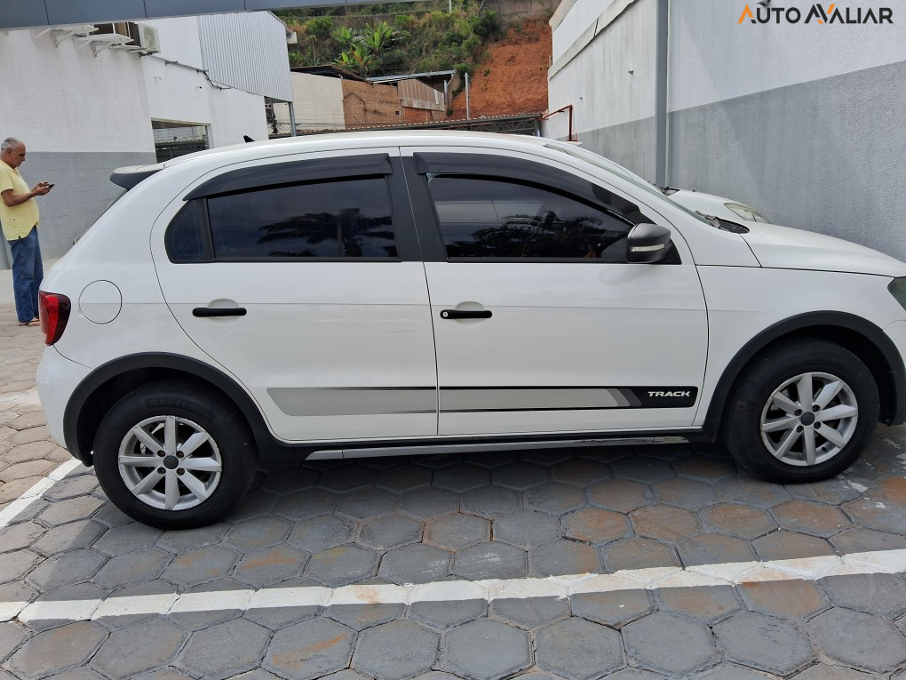 VOLKSWAGEN GOL 1.0 MI TRACK 8V FLEX 4P MANUAL