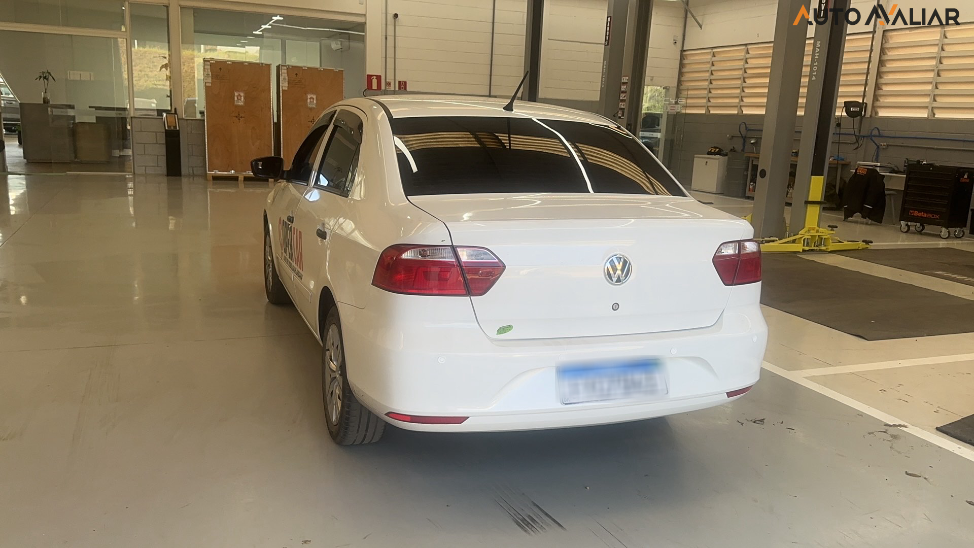 VOLKSWAGEN VOYAGE 1.0 12V MPI TOTALFLEX 4P MANUAL