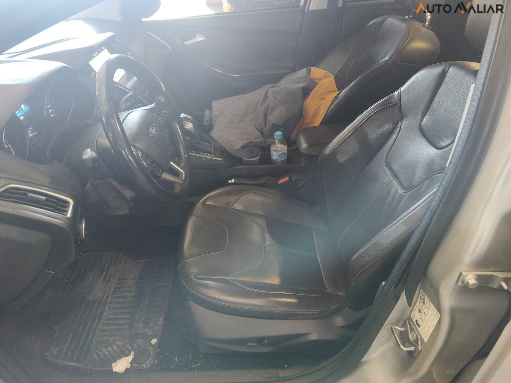 FORD FOCUS 2.0 TITANIUM 16V FLEX 4P POWERSHIFT