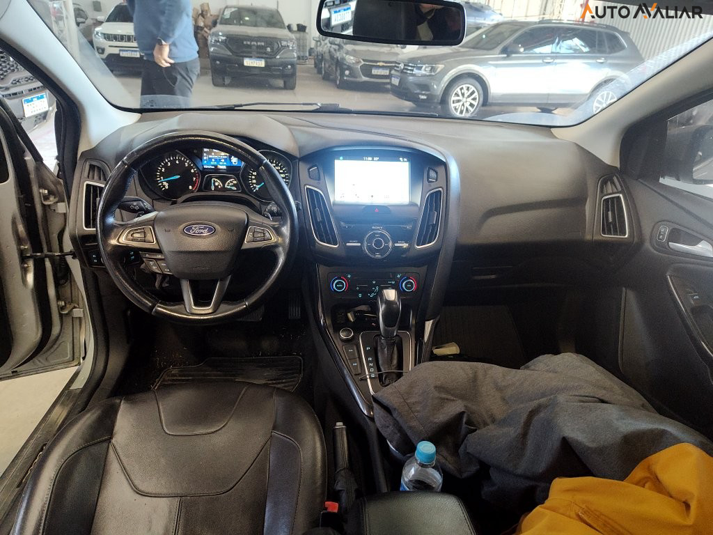 FORD FOCUS 2.0 TITANIUM 16V FLEX 4P POWERSHIFT