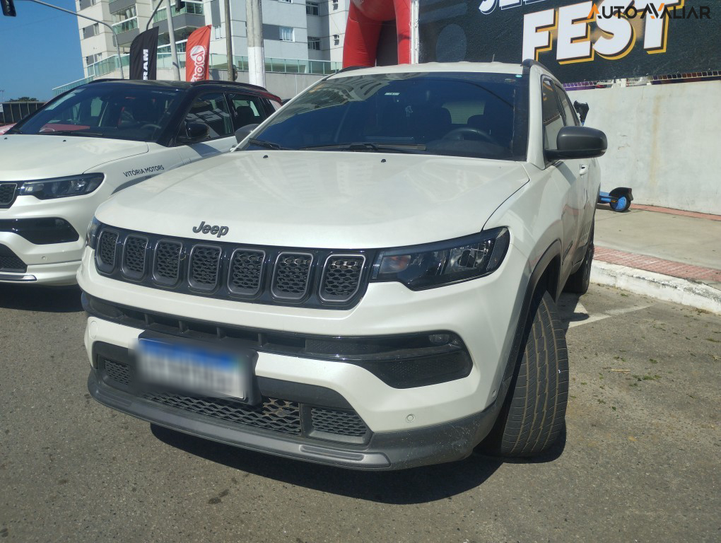 JEEP COMPASS 1.3 T270 TURBO FLEX LONGITUDE AT6