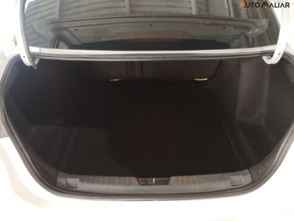 CHEVROLET ONIX 1.0 TURBO FLEX PLUS LT MANUAL