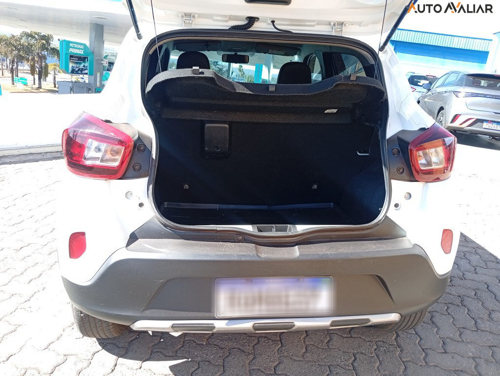 RENAULT KWID 1.0 12V SCE FLEX OUTSIDER MANUAL