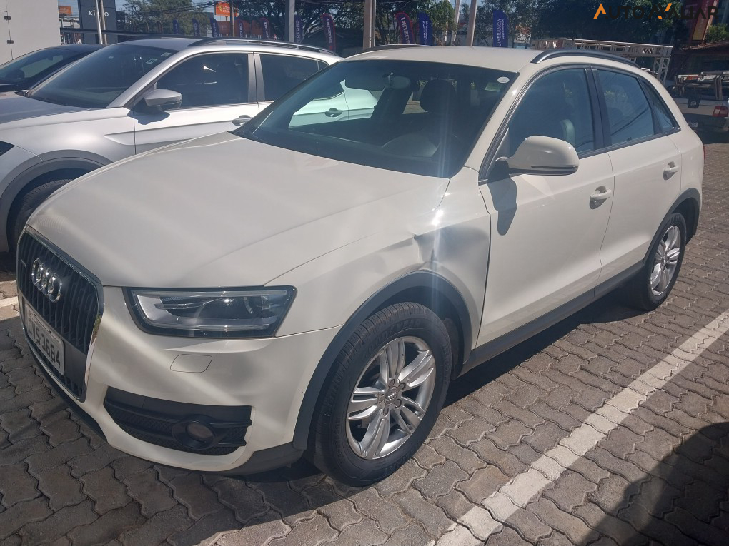AUDI Q3 2.0 TFSI AMBIENTE QUATTRO 4P GASOLINA S TRONIC