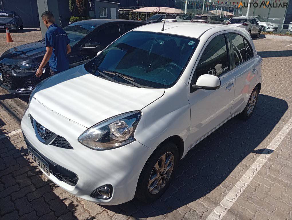 NISSAN MARCH 1.0 SV 12V FLEX 4P MANUAL