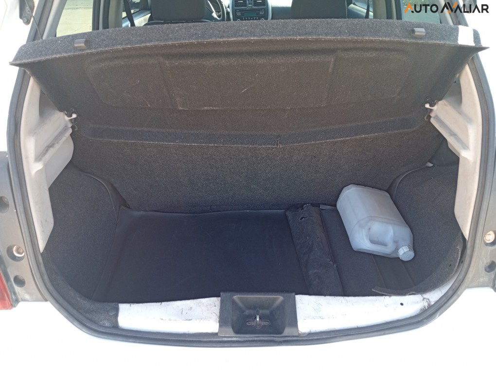 NISSAN MARCH 1.0 SV 12V FLEX 4P MANUAL
